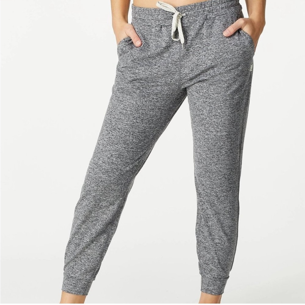 VUORI Performance Drawstring Joggers Heather Gray